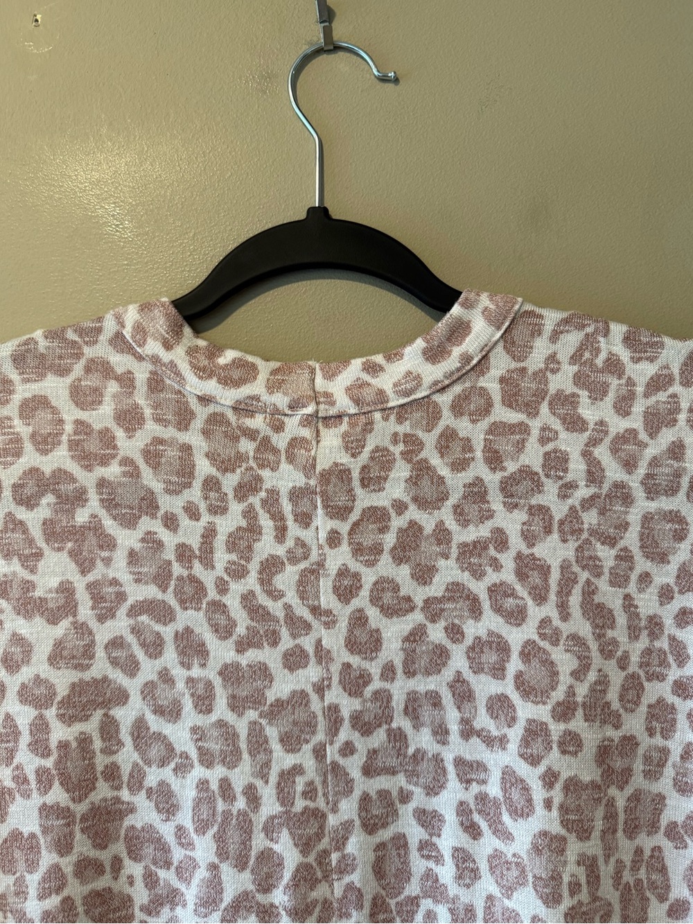 Ricki's Muted Tones Taupe/Blush/Off-White Animal Print Kimono Cardigan - Picture 12 of 16